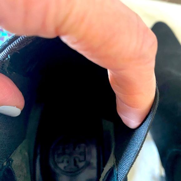 Tory Burch Suede heeled Booties with original dust bag - like NEW - Picture 8 of 8